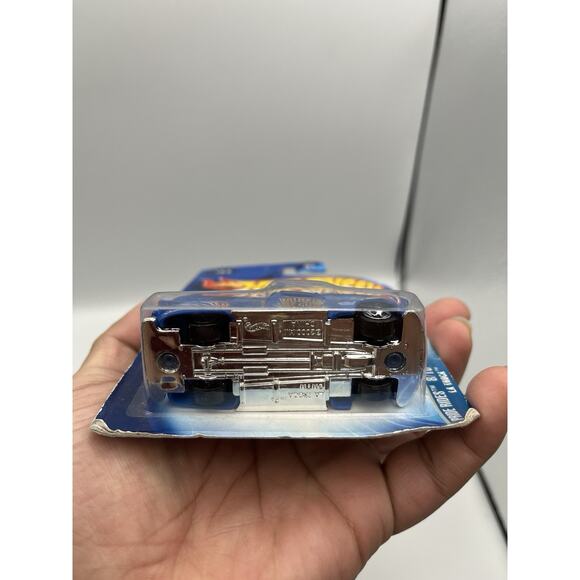 Hot Wheels 2003 #183 - Pride Rides 8/10 La Troca w/ Free Atomix Vehicle - Picture 8 of 8